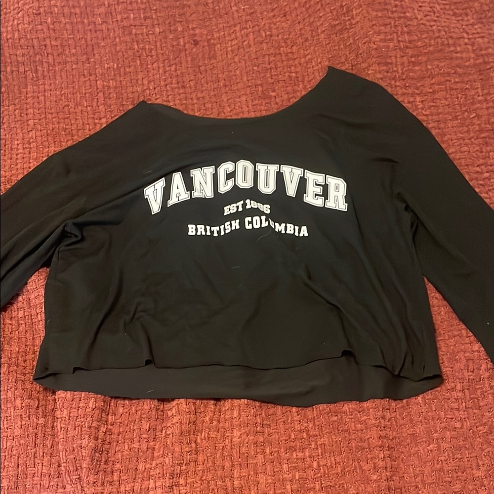 Black Vancouver Graphic Women's Top
